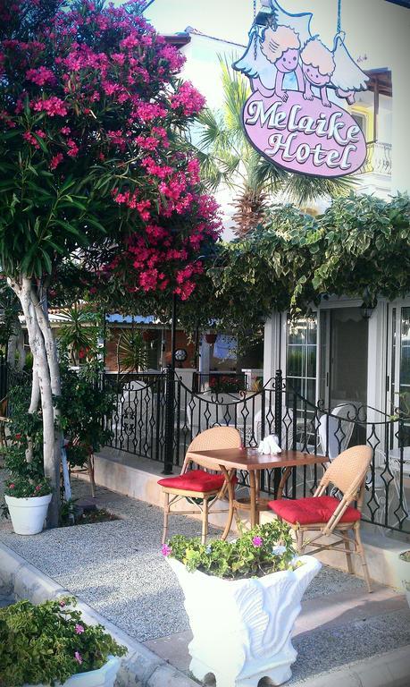 Melaike Hotel Foca Exteriér fotografie